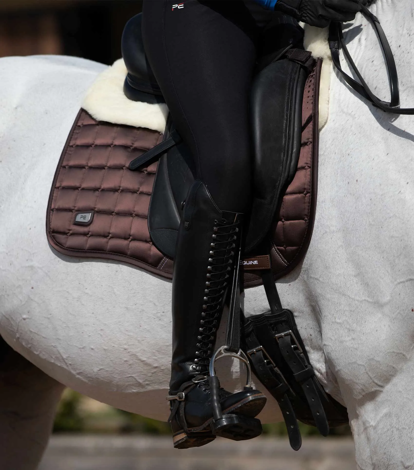 Capella Close Contact Merino Wool Dressage Square Brown/Natural Wool