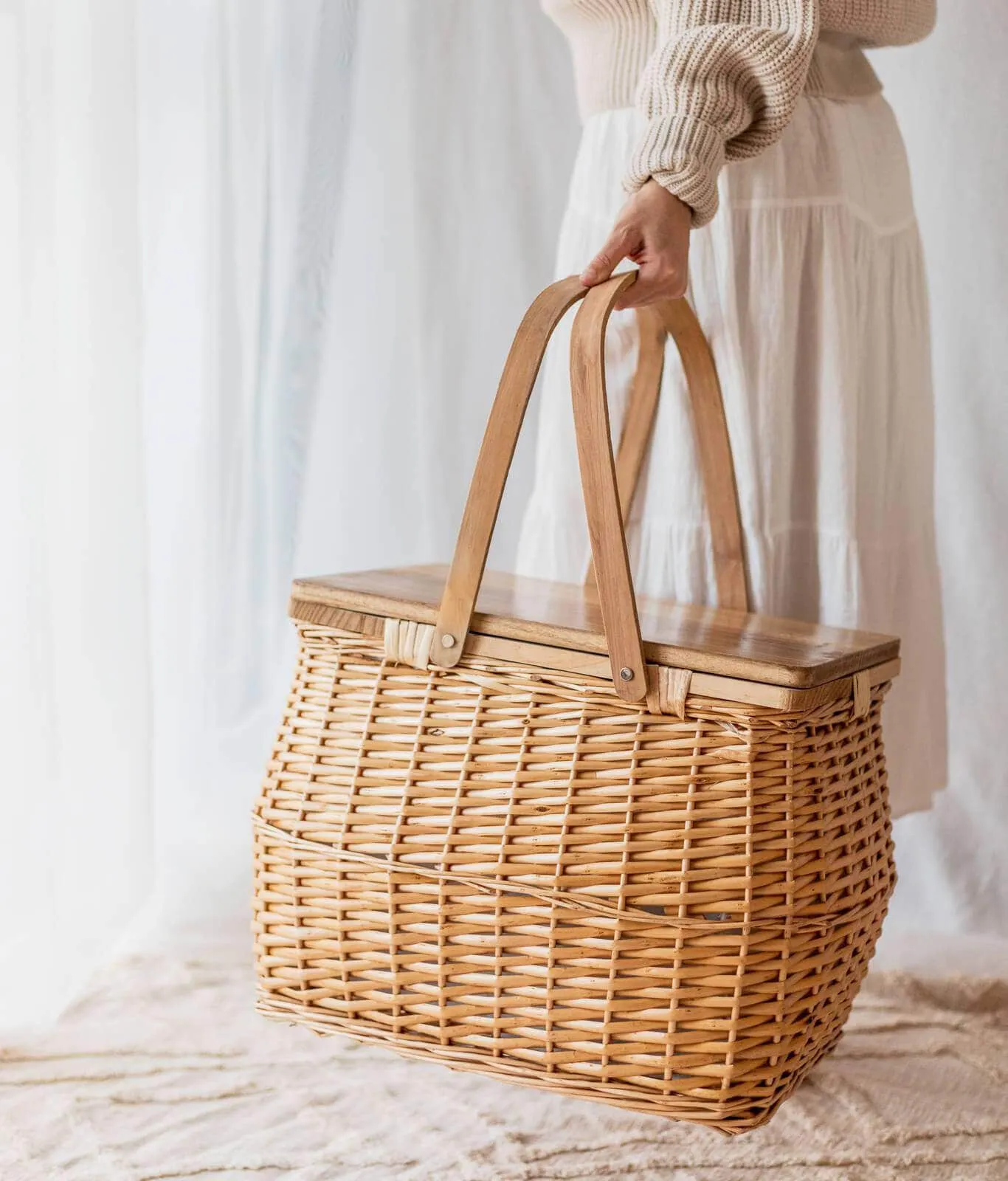 Luna Wicker Picnic Basket (XL Family Size)